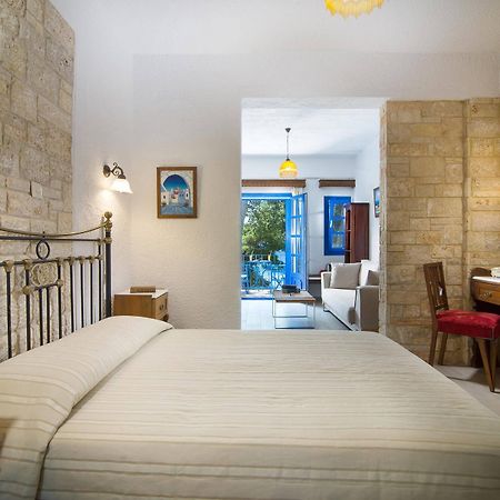Virginia Hotel Sithonia Bagian luar foto