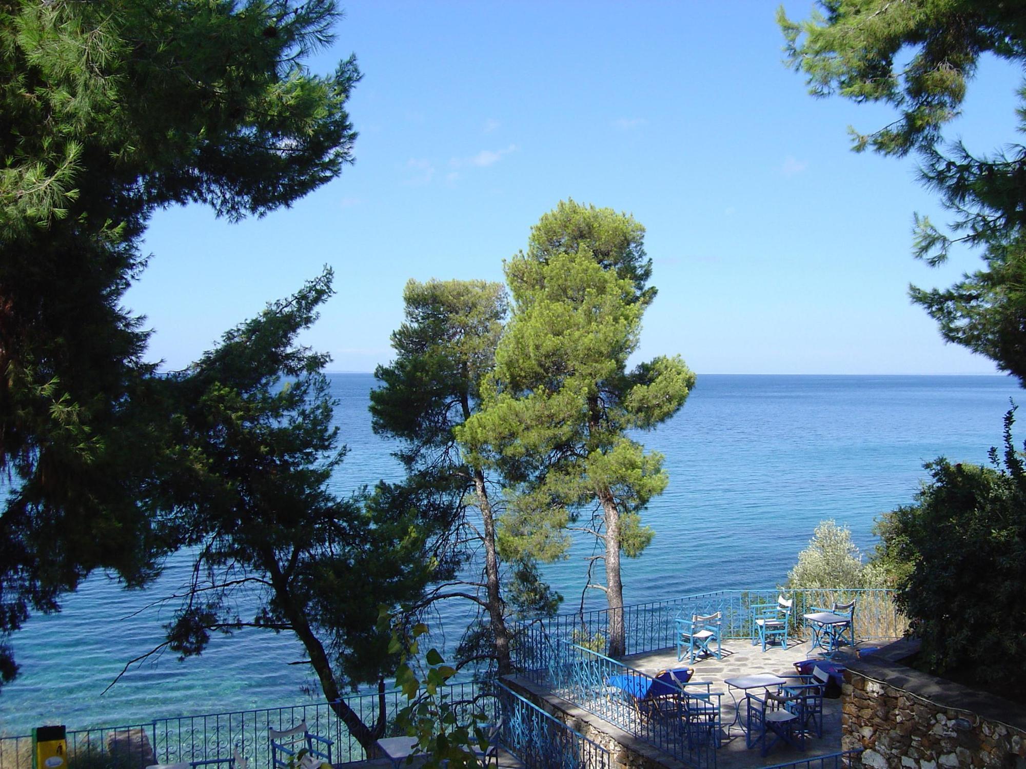 Virginia Hotel Sithonia Bagian luar foto