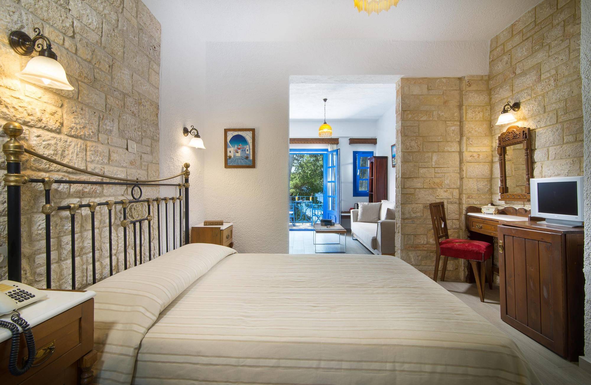 Virginia Hotel Sithonia Bagian luar foto