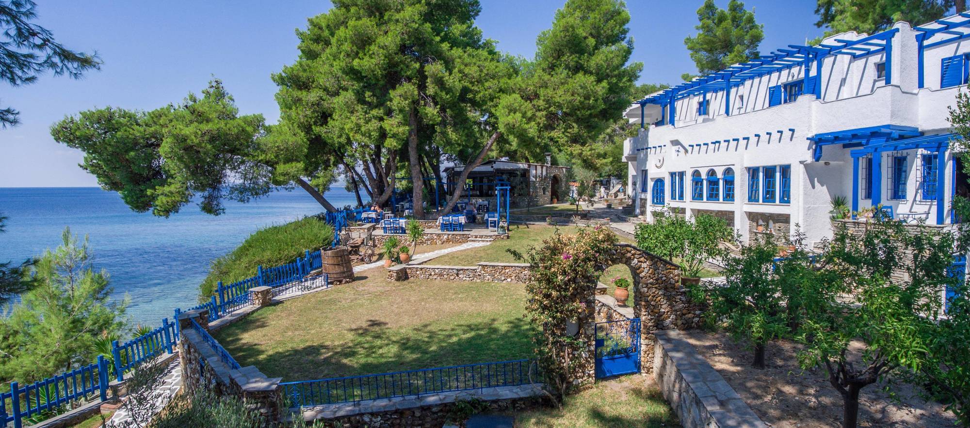 Virginia Hotel Sithonia Bagian luar foto